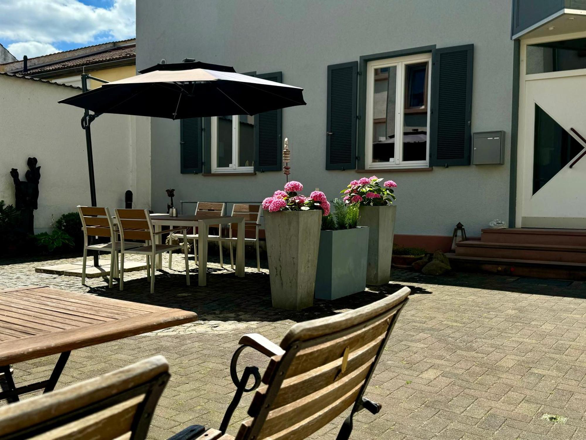 Ferienwohnungen Am Buergerpark Bad Nauheim Exterior photo
